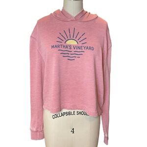 Martha’s Vineyard cropped sweatshirt hoodie Size Medium
